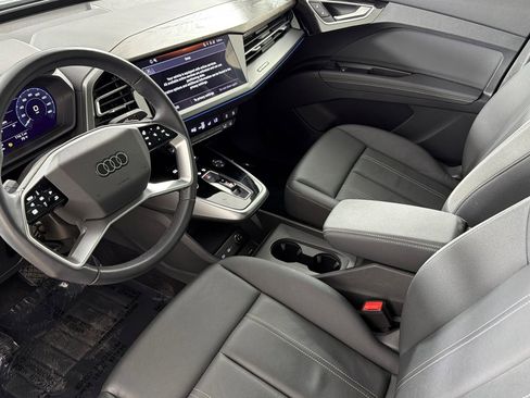 Used 2023 Audi Q4 e-tron Premium Plus w/ Premium Plus AWD/4WD image 9