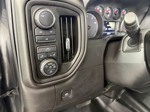 Used 2021 Chevrolet Silverado 2500 Custom w/ Custom Value Package AWD/4WD image 22