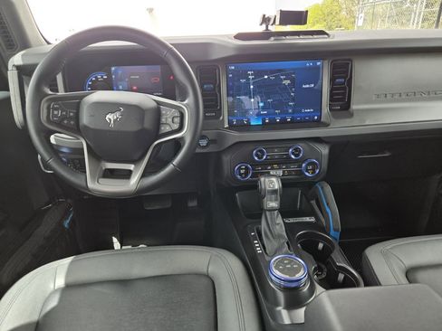 Used 2024 Ford Bronco Black Diamond AWD/4WD image 28