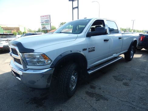 Used 2018 RAM 2500 Tradesman w/ Chrome Appearance Group AWD/4WD image 6