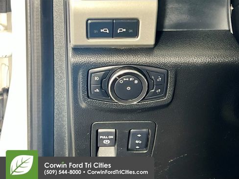 Used 2015 Ford F150 Lariat AWD/4WD image 18