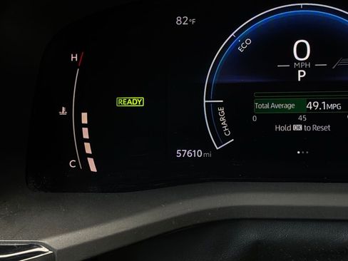 Used 2025 Toyota Camry LE FWD image 37
