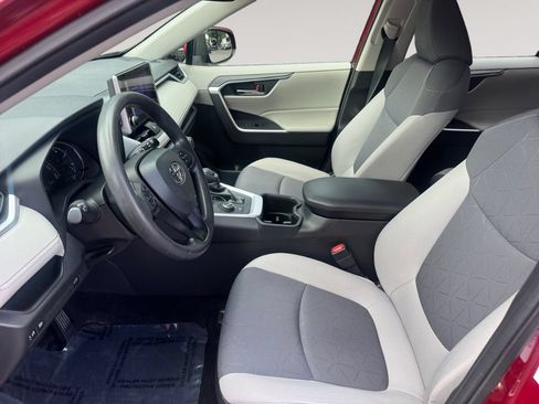 Used 2023 Toyota RAV4 XLE w/ Convenience Package AWD/4WD image 9