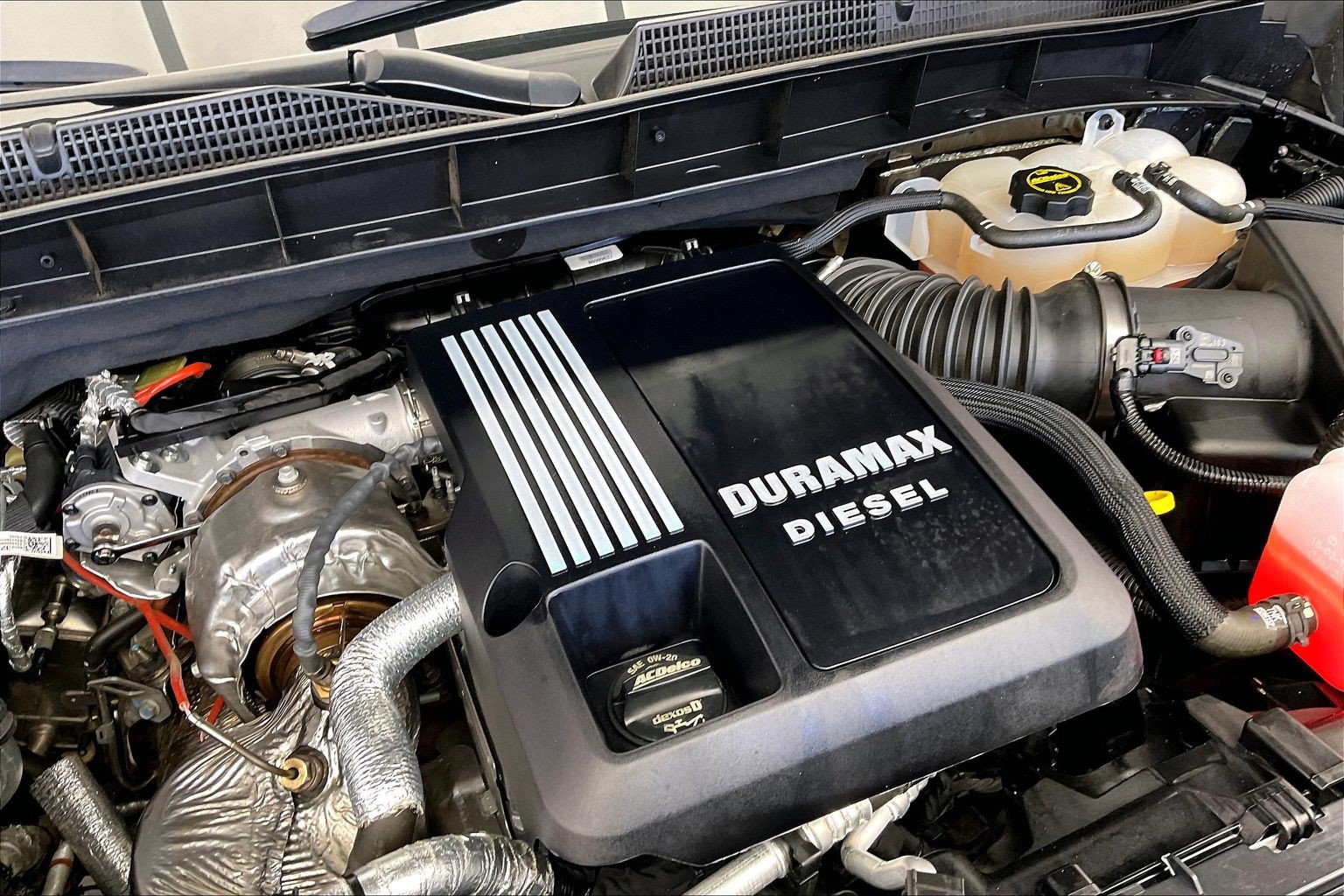 Used 2025 GMC Sierra 1500 Denali AWD/4WD image 32