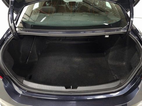 Used 2022 Chevrolet Malibu RS image 8