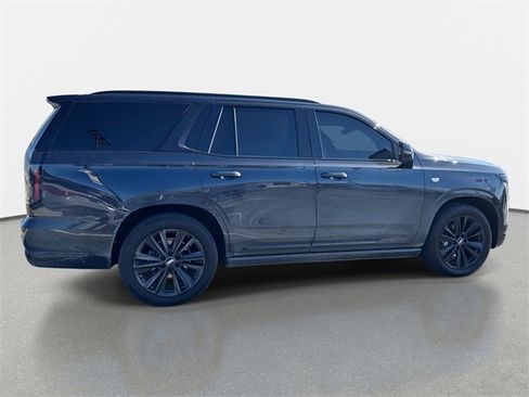 Used 2025 Cadillac Escalade Premium Luxury w/ Touring Package image 6