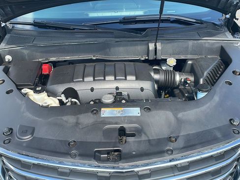 Used 2017 Chevrolet Traverse Premier w/ LPO, 'HIT The Road' Package AWD/4WD image 9