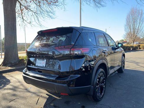 New 2026 Nissan Rogue SV image 7