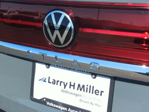 New 2026 Volkswagen Atlas SEL Premium R-Line image 23