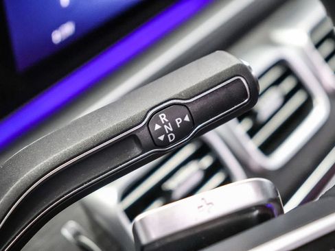 Certified 2026 Mercedes-Benz GLS 450 4MATIC image 21