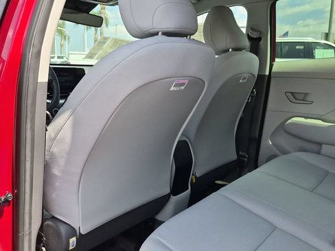 Used 2025 Hyundai Kona SE FWD image 27