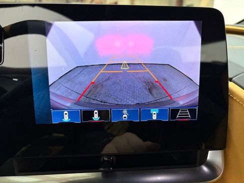 Used 2024 Chevrolet Corvette Stingray w/ Z51 Performance Package image 23