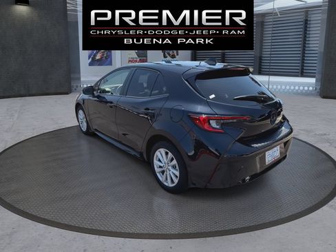 Used 2026 Toyota Corolla SE FWD image 6