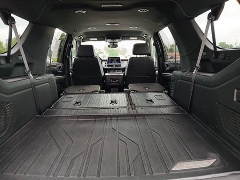 Used 2024 Chevrolet Suburban High Country w/ Max Trailering Package AWD/4WD image 38
