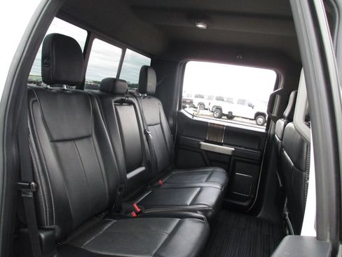 Used 2019 Ford F150 Lariat w/ Equipment Group 501A Mid image 23