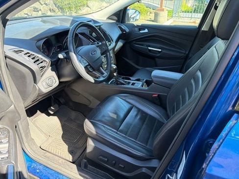 Used 2017 Ford Escape Titanium w/ Equipment Group 301A AWD/4WD image 8