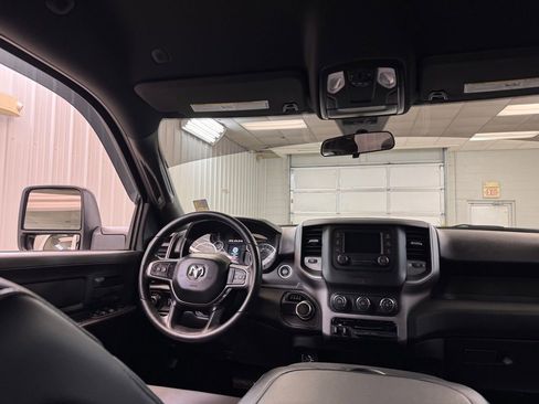 Used 2024 RAM 2500 Tradesman image 21