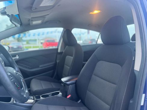 Used 2017 Kia Forte LX FWD image 37