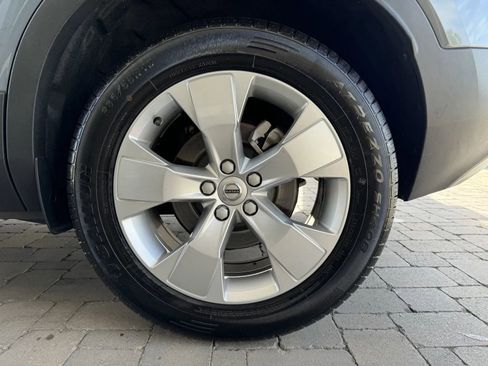 Used 2021 Volvo XC40 T5 Momentum AWD/4WD image 36