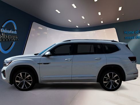 New 2026 Volkswagen Atlas SEL Premium R-Line AWD/4WD image 7