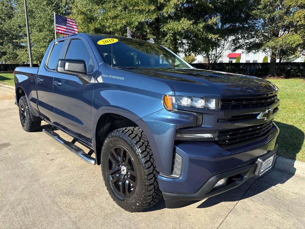 Used 2019 Chevrolet Silverado 1500 RST w/ True North Edition AWD/4WD image 1
