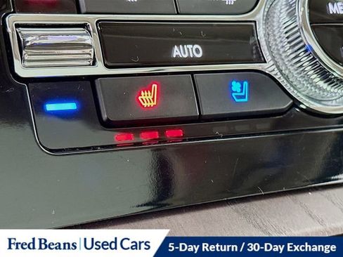 Certified 2024 Lincoln Navigator Premiere image 19