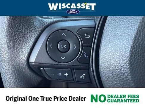 Used 2024 Toyota Corolla LE image 12