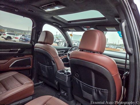 Used 2023 Kia Telluride SX Prestige image 33