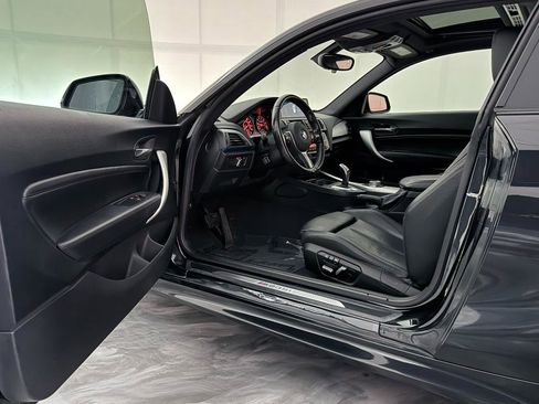 Used 2016 BMW M235i Coupe image 16