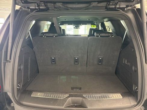 Used 2025 GMC Yukon Denali image 14