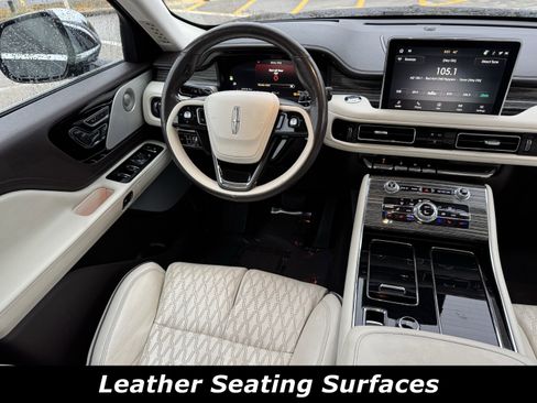 Used 2022 Lincoln Aviator Black Label w/ Dynamic Handling Package image 4