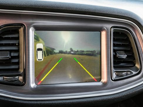 Used 2016 Dodge Challenger R/T Plus image 19