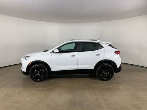 Used 2024 Buick Encore GX Sport Touring AWD/4WD image 16