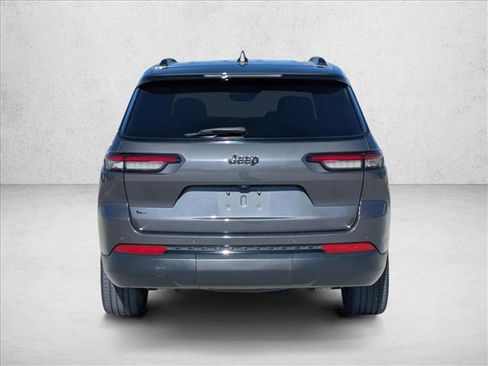 Used 2021 Jeep Grand Cherokee L Laredo image 6