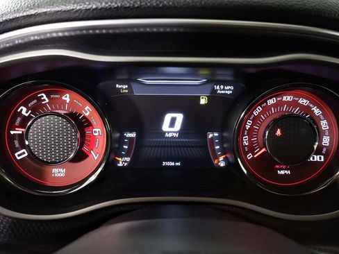 Used 2016 Dodge Challenger SRT Hellcat image 39