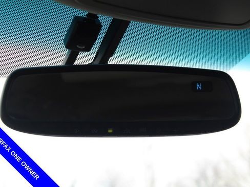 Used 2017 Toyota Sienna SE Premium image 51