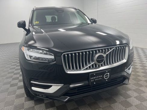 Used 2023 Volvo XC90 B6 Plus AWD/4WD image 4