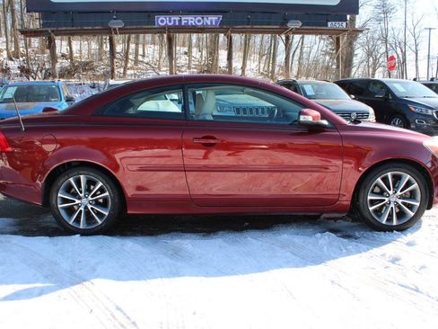 Used 2013 Volvo C70 T5 w/ Climate Pkg image 6