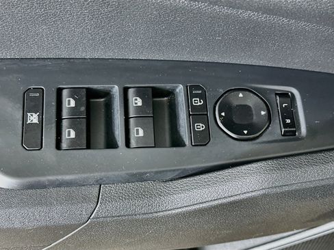 Used 2026 Kia Sportage LX FWD image 15