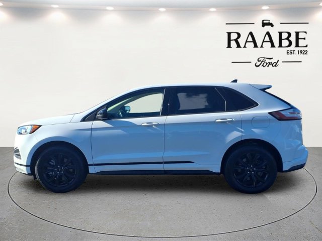 Used 2024 Ford Edge SE w/ Black Appearance Package AWD/4WD image 4