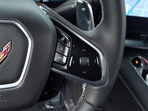 Used 2024 Chevrolet Corvette Stingray image 35