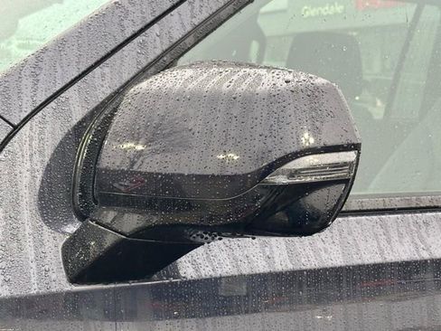 Used 2024 Chevrolet Suburban Z71 w/ Luxury Package image 13