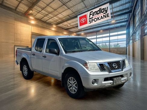 Used 2018 Nissan Frontier SV AWD/4WD image 3
