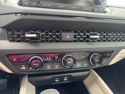 Certified 2025 Honda Accord SE image 17