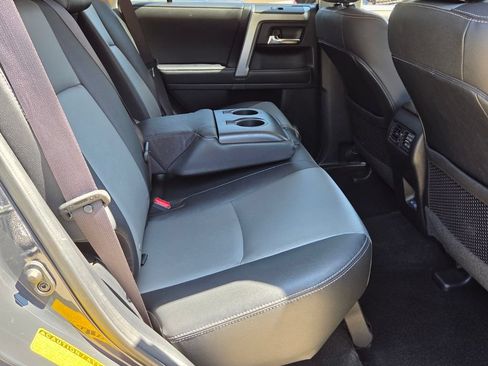 Used 2024 Toyota 4Runner SR5 Premium w/ Moonroof Package RWD image 17