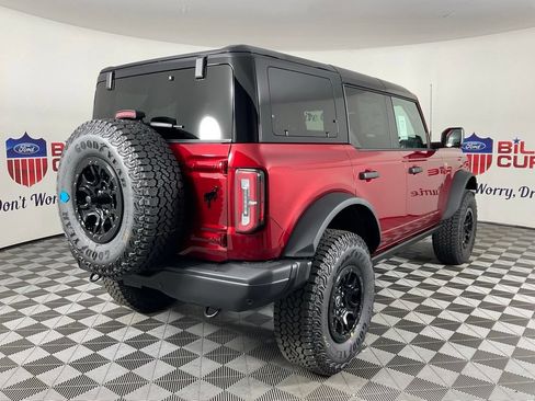 New 2026 Ford Bronco Badlands AWD/4WD image 3