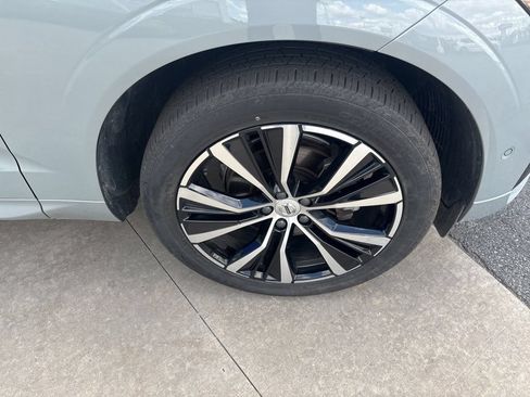 Certified 2024 Volvo XC60 B5 Plus AWD/4WD image 12