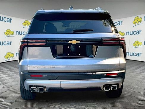 New 2026 Chevrolet Traverse LT w/ LPO, Floor Liner Package AWD/4WD image 6