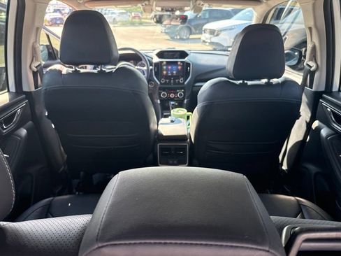 Used 2019 Subaru Forester Limited AWD/4WD image 13