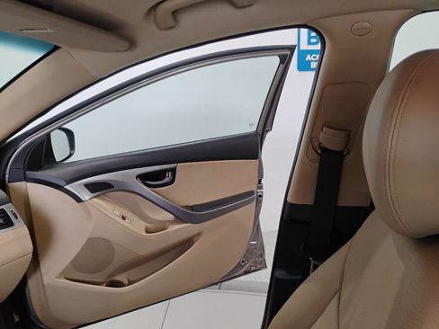 Used 2013 Hyundai Elantra Limited w/ Technology Pkg FWD image 88